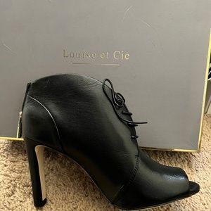 Louise et Cie leather peep toe heels